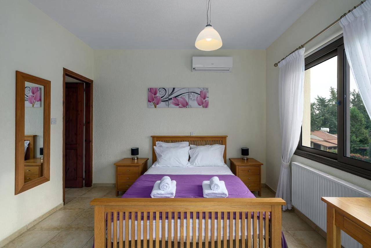 Villa Camelot By Ezoria Villas Coral Bay Exterior foto